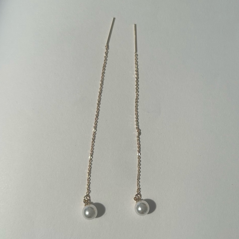 Pearl Dangling earrings